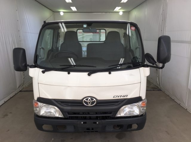 Toyota dyna 2014